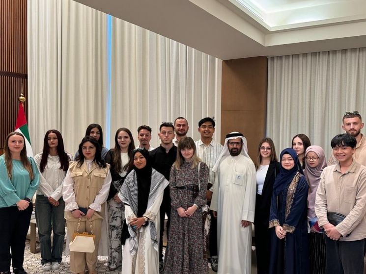Studentët e KU - Bedër zhvillojnë vizitë studimore në Emiratet e Bashkuara Arabe